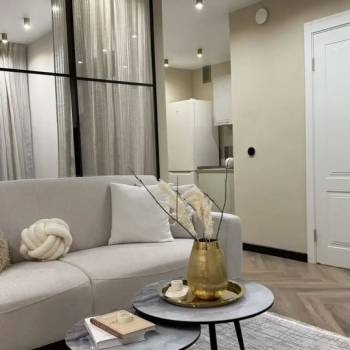 Продается 1-комнатная квартира, 34 м²