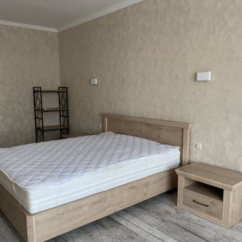 Сдается 1-комнатная квартира, 49 м²