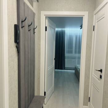 Сдается 1-комнатная квартира, 42 м²
