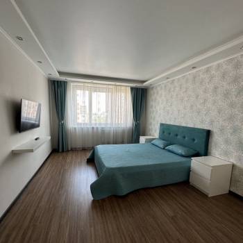 Сдается 1-комнатная квартира, 43 м²