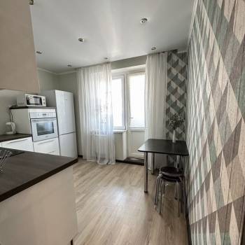 Сдается 1-комнатная квартира, 43 м²