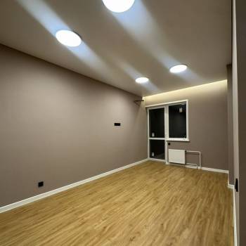 Продается 1-комнатная квартира, 46,7 м²