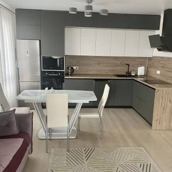 Сдается Многокомнатная квартира, 82 м²