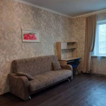Сдается 1-комнатная квартира, 38 м²
