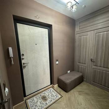Продается 1-комнатная квартира, 43 м²