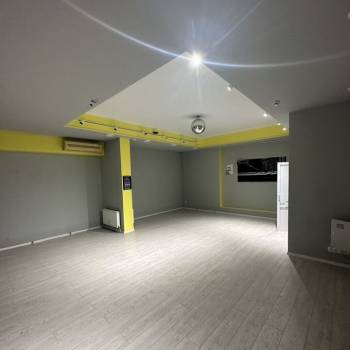 Продается Нежилое помещение, 74,8 м²