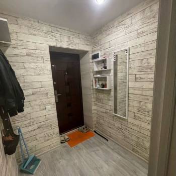 Продается 1-комнатная квартира, 32 м²