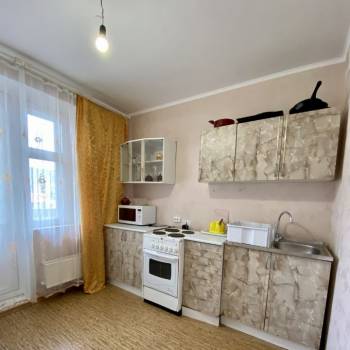 Сдается 1-комнатная квартира, 41 м²
