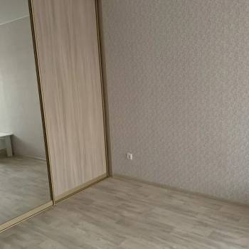 Продается 1-комнатная квартира, 30,4 м²