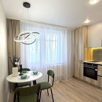 Продается 1-комнатная квартира, 43 м²
