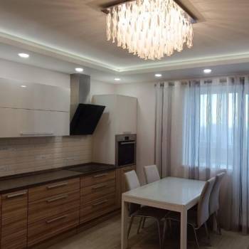 Сдается 2-х комнатная квартира, 65 м²