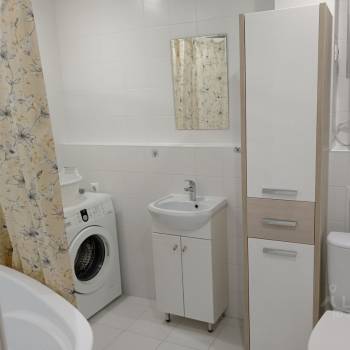 Сдается 1-комнатная квартира, 43 м²