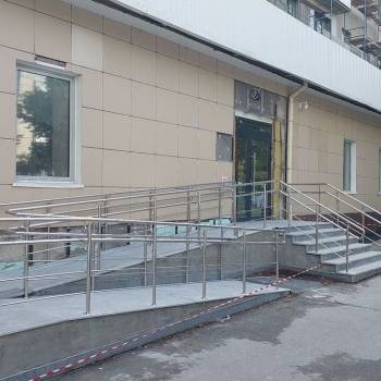 Сдается Нежилое помещение, 180 м²