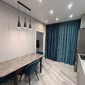 Продается 2-х комнатная квартира, 72,7 м²