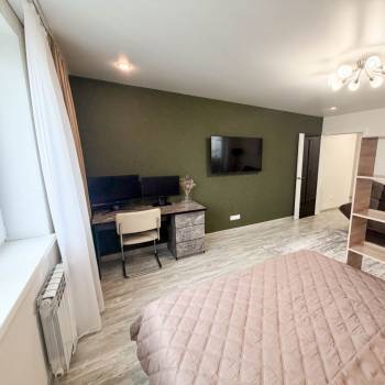 Сдается 1-комнатная квартира, 54 м²