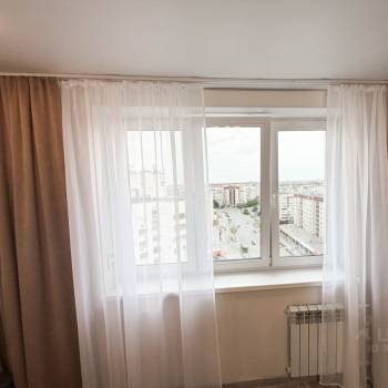 Сдается 1-комнатная квартира, 54 м²