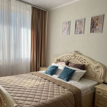 Сдается 1-комнатная квартира, 49 м²