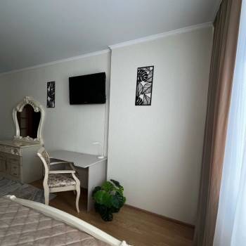 Сдается 1-комнатная квартира, 49 м²