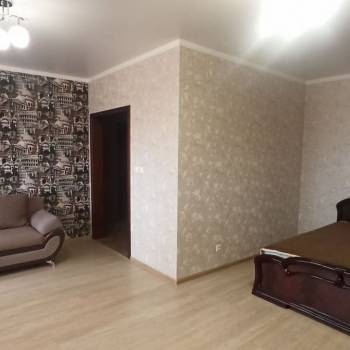 Сдается 1-комнатная квартира, 60 м²