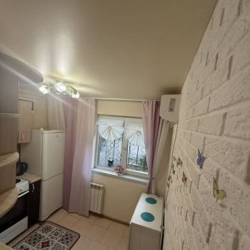 Продается 1-комнатная квартира, 30 м²