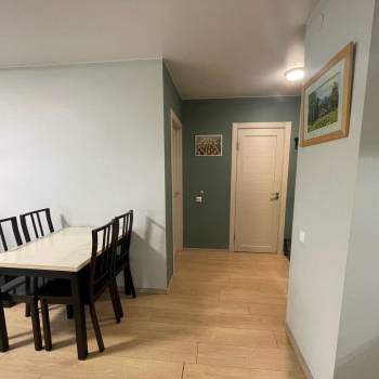 Продается 1-комнатная квартира, 55,2 м²