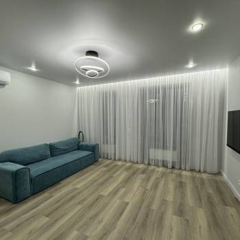 Сдается 1-комнатная квартира, 49 м²