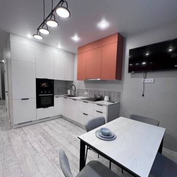 Сдается 2-х комнатная квартира, 70,2 м²