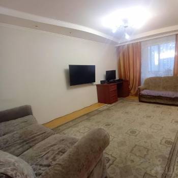 Продается 3-х комнатная квартира, 107 м²