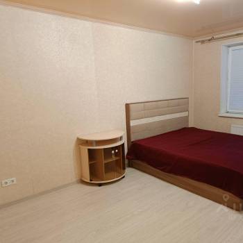 Сдается 1-комнатная квартира, 39 м²