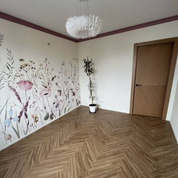Продается Многокомнатная квартира, 83 м²