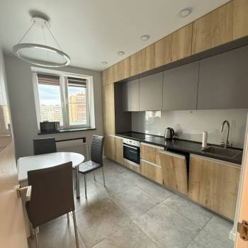 Продается 2-х комнатная квартира, 56,6 м²