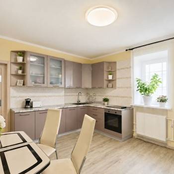 Продается Многокомнатная квартира, 114 м²