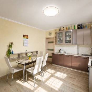 Продается Многокомнатная квартира, 114 м²