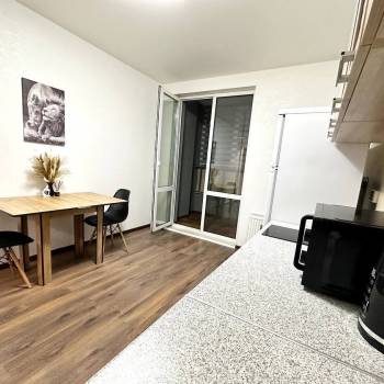 Продается 1-комнатная квартира, 37,3 м²