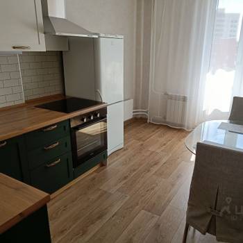 Сдается 1-комнатная квартира, 40 м²