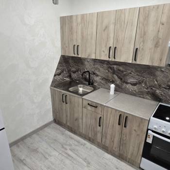 Сдается 1-комнатная квартира, 41 м²