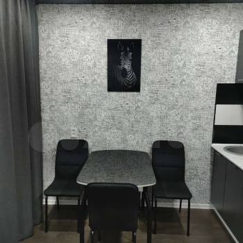 Сдается 1-комнатная квартира, 46 м²