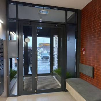 Продается Многокомнатная квартира, 72,4 м²
