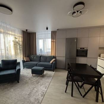 Продается Многокомнатная квартира, 101 м²