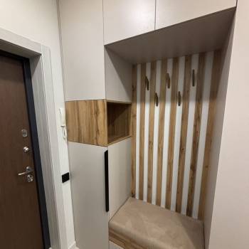 Продается Многокомнатная квартира, 101 м²