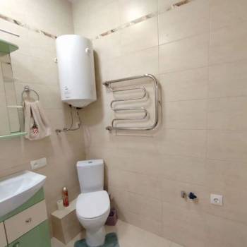 Продается 1-комнатная квартира, 50 м²