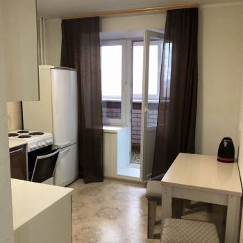 Сдается 1-комнатная квартира, 40,6 м²
