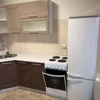 Сдается 1-комнатная квартира, 40,6 м²