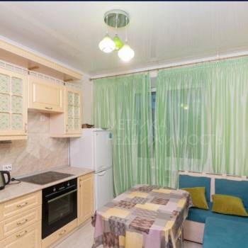 Продается 1-комнатная квартира, 40 м²