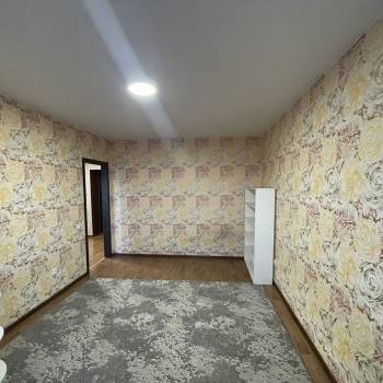 Продается 1-комнатная квартира, 40 м²