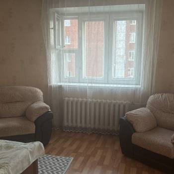 Сдается 1-комнатная квартира, 65 м²