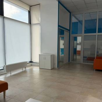 Сдается Нежилое помещение, 49 м²