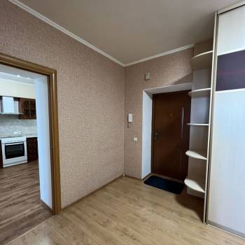 Сдается 2-х комнатная квартира, 80 м²