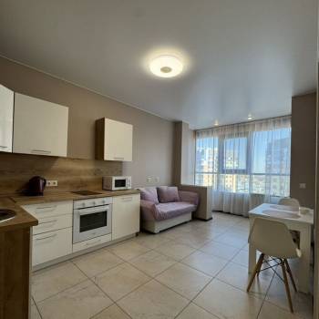 Сдается 1-комнатная квартира, 40 м²
