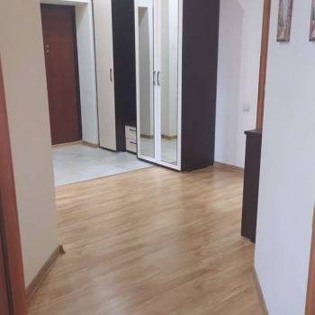 Продается 1-комнатная квартира, 50 м²